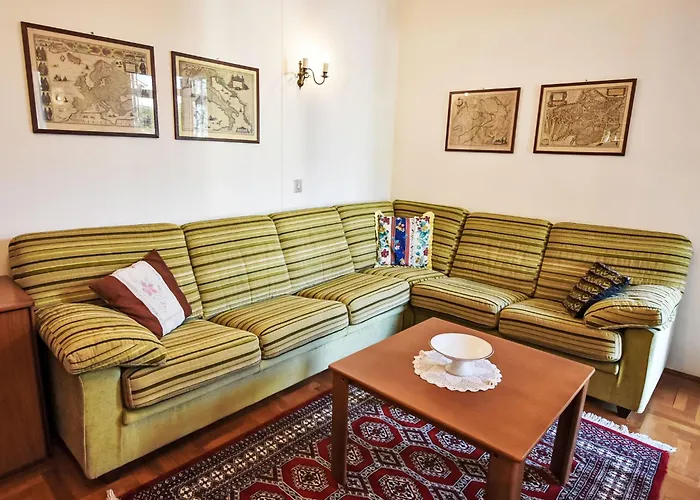 Lägenhet Monte Livrio By Interhome